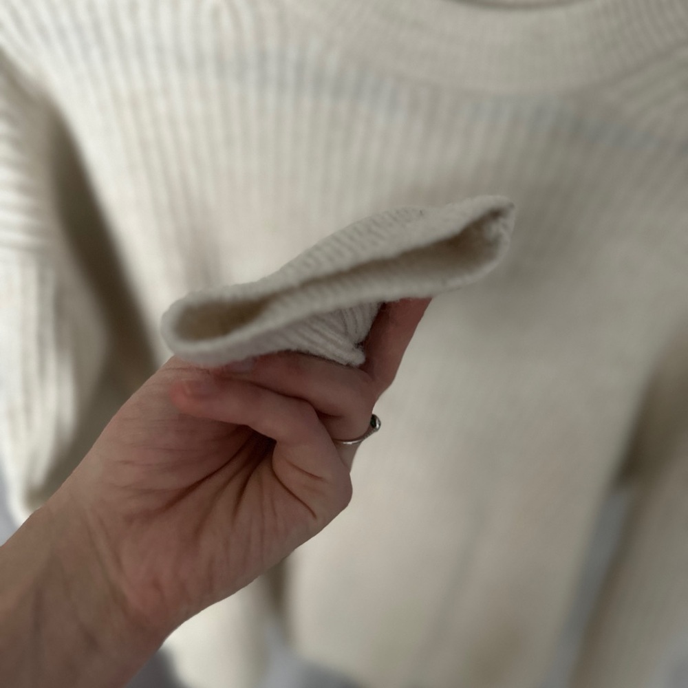 H&M Cream Ribbed Wool Blend Crew Neck Sweater | Classic | Basic | Winter - Picture 8 of 10